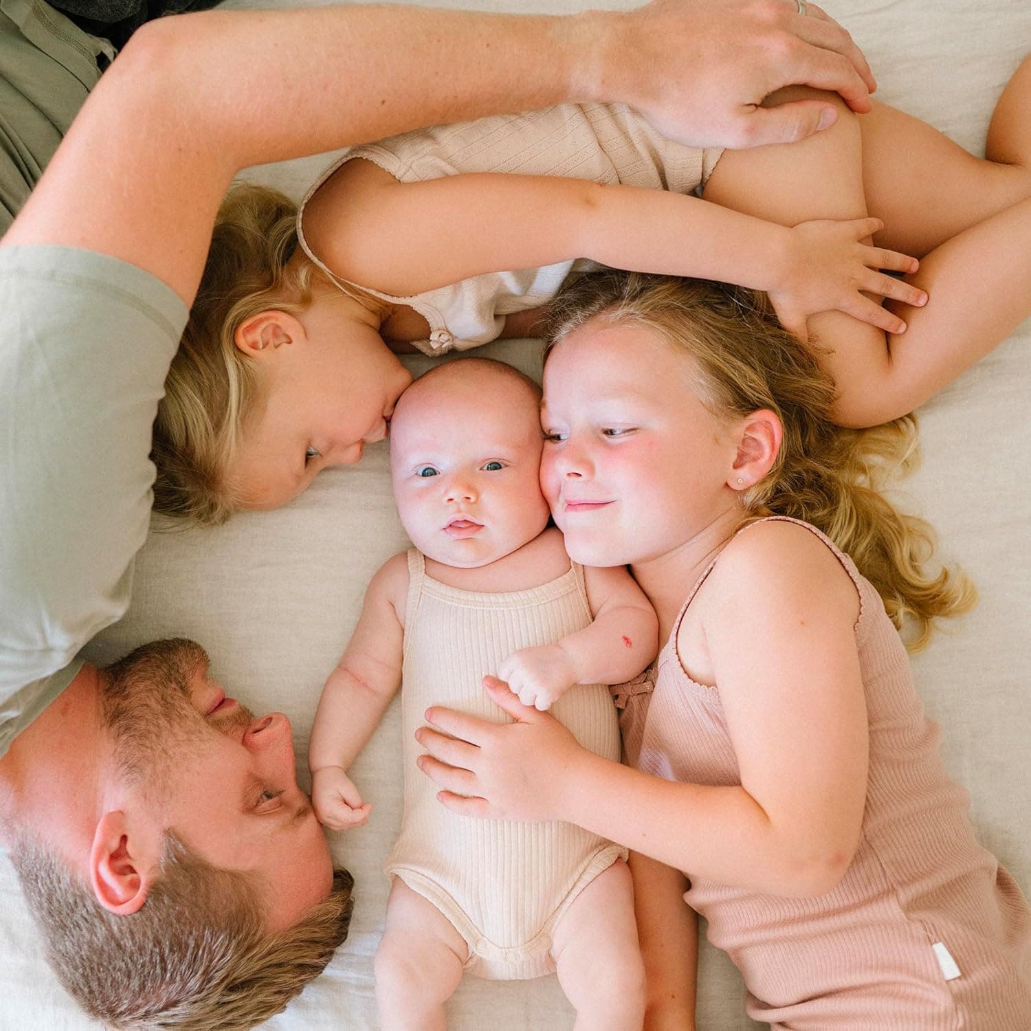 ست هدیه نوزاد Mustela - ملزومات مراقبت از پوست و زمان حمام کودک - طبیعی و گیاهی - ست ۵ عددی 61