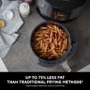 سرخ‌کننده‌هوا Ninja با 4 عملکرد پخت، Air Fry، Roast، Reheat، Dehydrate، ظرفیت 3.8 لیتر، توان 1550 وات، رنگ خاکستری و مشکی، مدل AF100ME، 2 سال گارانتی، کشوی تکی 3.8 لیتر مشکی 1930