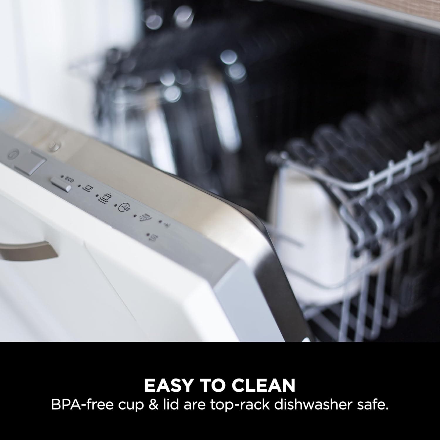 مخلوط‌کن قابل حمل Ninja Blast، ۵۳۰ میلی‌لیتر، درب ضد نشت و دهانه نوشیدن، قابل شارژ، مناسب اسموتی قابل حمل، شیک پروتئین، مخلوط کردن یخ و میوه یخ‌زده، رنگ Denim Blue، مدل BC151MENV، ۲ سال گارانتی رنگ Navy 2074