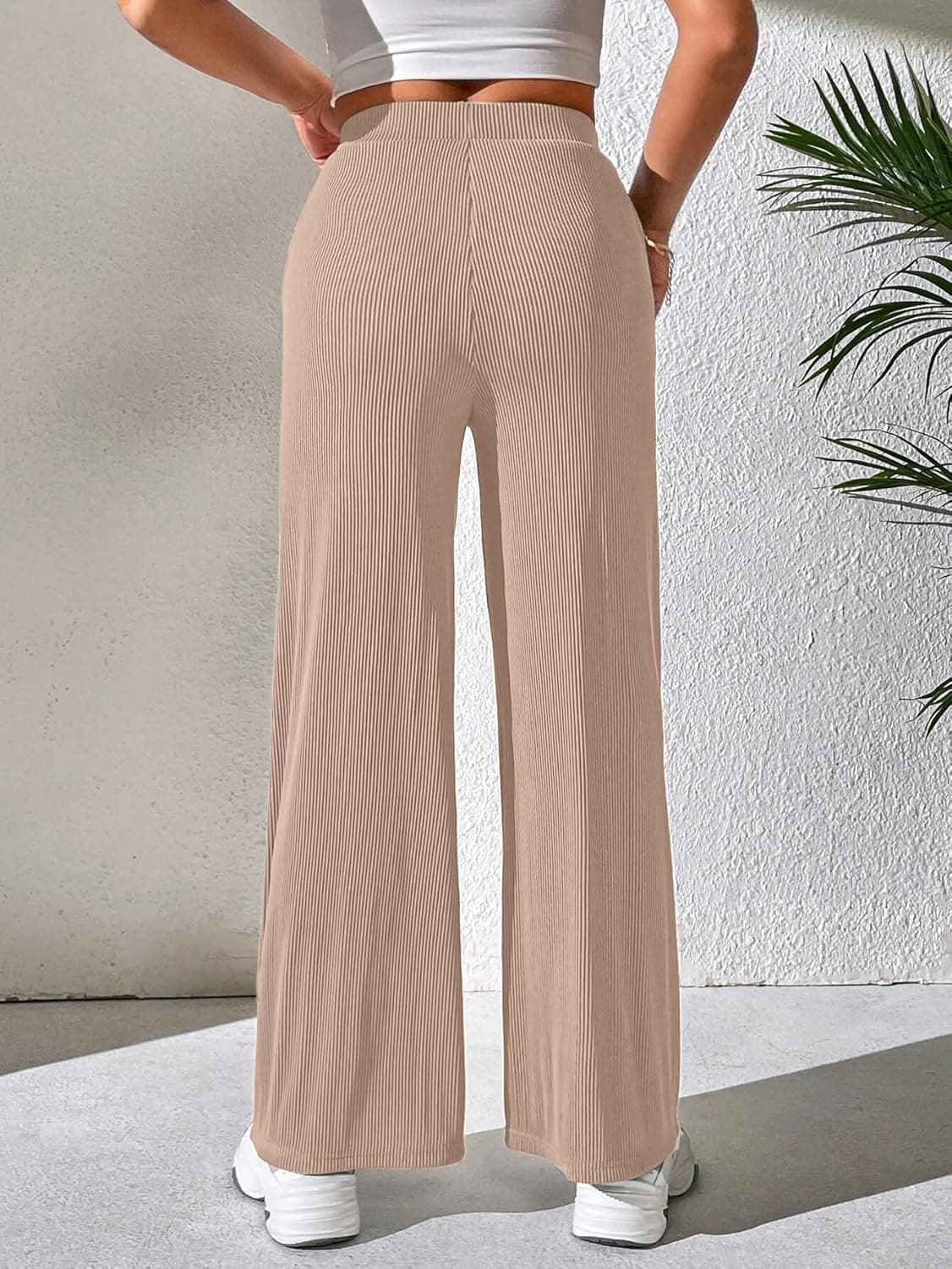 شلوار پاراشوت کارگو زنانه GRECIILOOKS – شلوار کره‌ای دم‌پا گشاد با کمر بلند | پوشاک کژوال ترندی برای استفاده روزانه و سفر (موجود در سایز بزرگ و پک ترکیبی ۲ عددی) ۳۴ بژ 3071