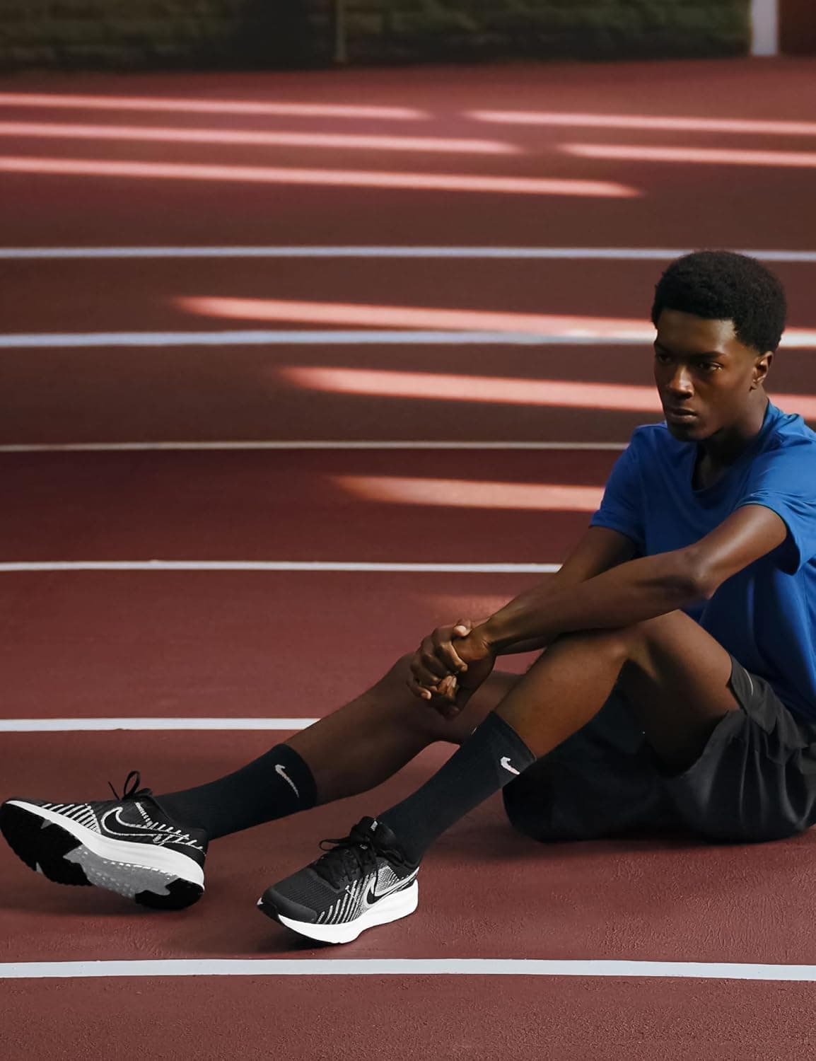 Nike RUN DEFY mens SHOES 42.5 EU BLACKWHITE 3259