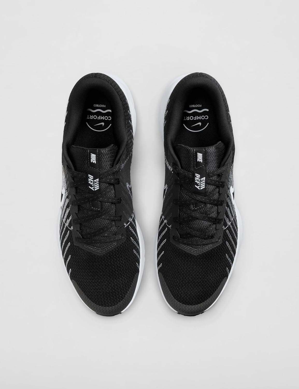 Nike RUN DEFY mens SHOES 42.5 EU BLACKWHITE 3261