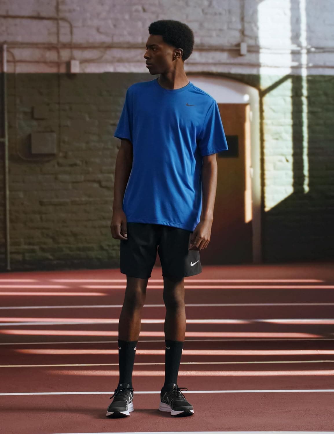 Nike RUN DEFY mens SHOES 42.5 EU BLACKWHITE 3264