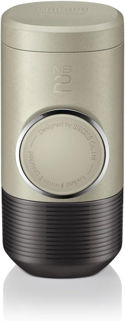 Wacaco MINIPRESSO NS2 - دستگاه اسپرسوساز قابل حمل برای کپسول‌های قهوه، دوستدار محیط زیست، ساخته شده با استفاده از Biomass، با قدرت عصاره‌گیری 18 Bar، فوق‌العاده سبک، دارای سیستم مخزن آب یکپارچه - بژ