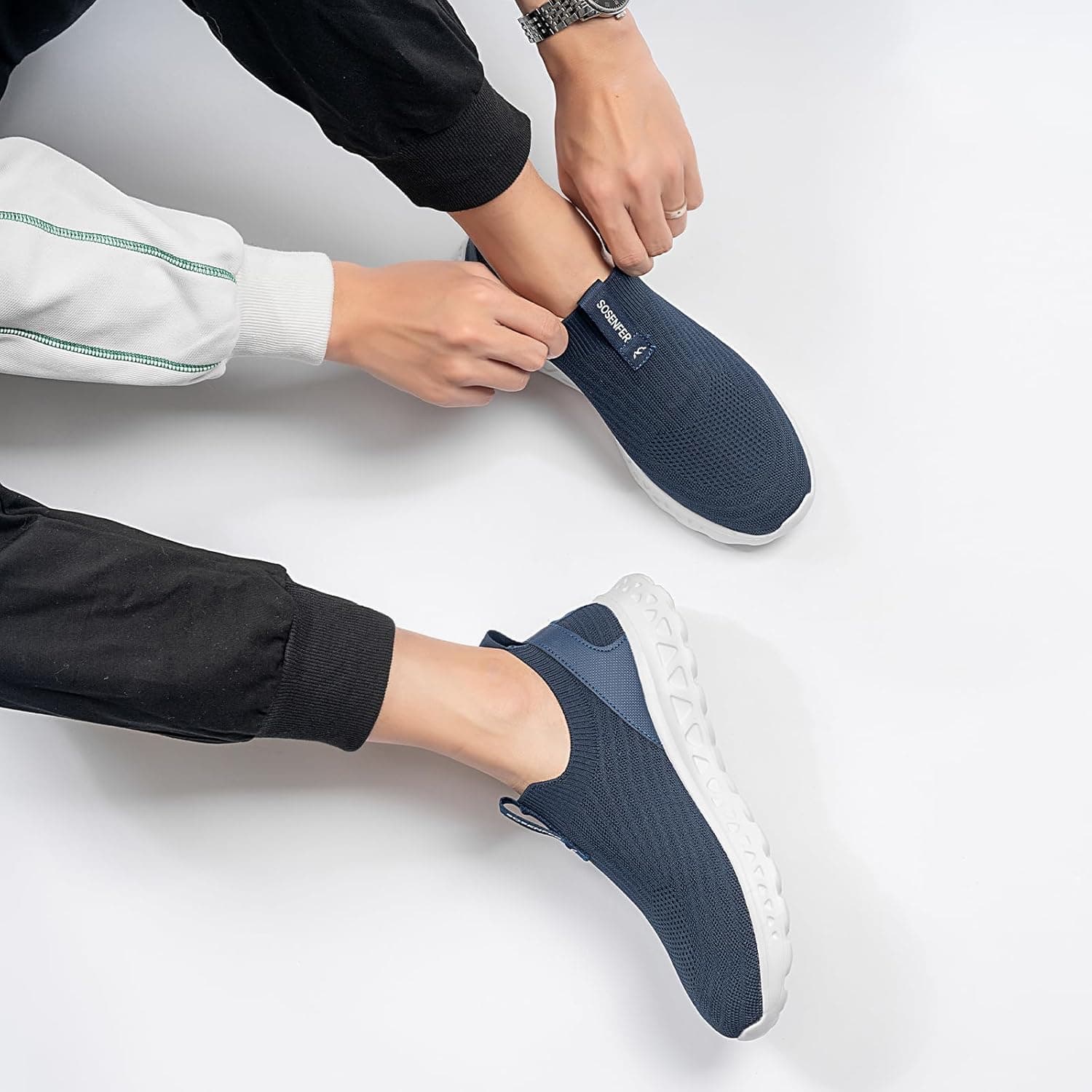 کفش مردانه Slip On بدون بند، رویه مش مشبک قابل تنفس، کتانی اسپرت روزمره، کفش ورزشی، کتانی پیاده‌روی سبک، کفش دویدن، سرمه‌ای تیره، سایز 47 EU 664