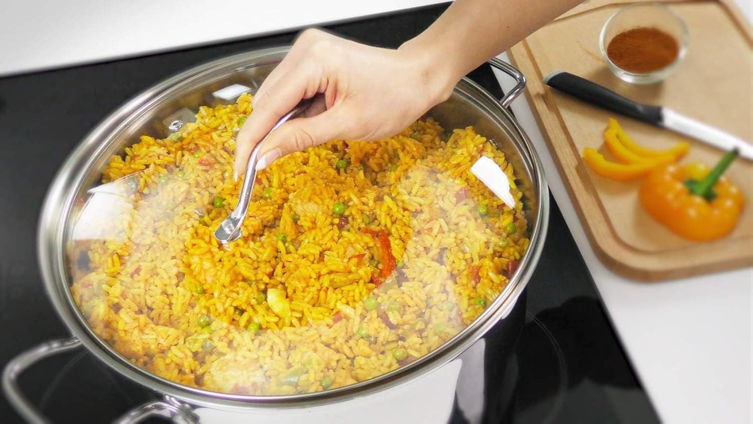 ست ظروف آشپزی TEFAL Cookware Set – Intuition – شامل ۸ تکه از جنس استیل ضد زنگ، مناسب برای اجاق‌های القایی (Induction)، با ۲ سال گارانتی.