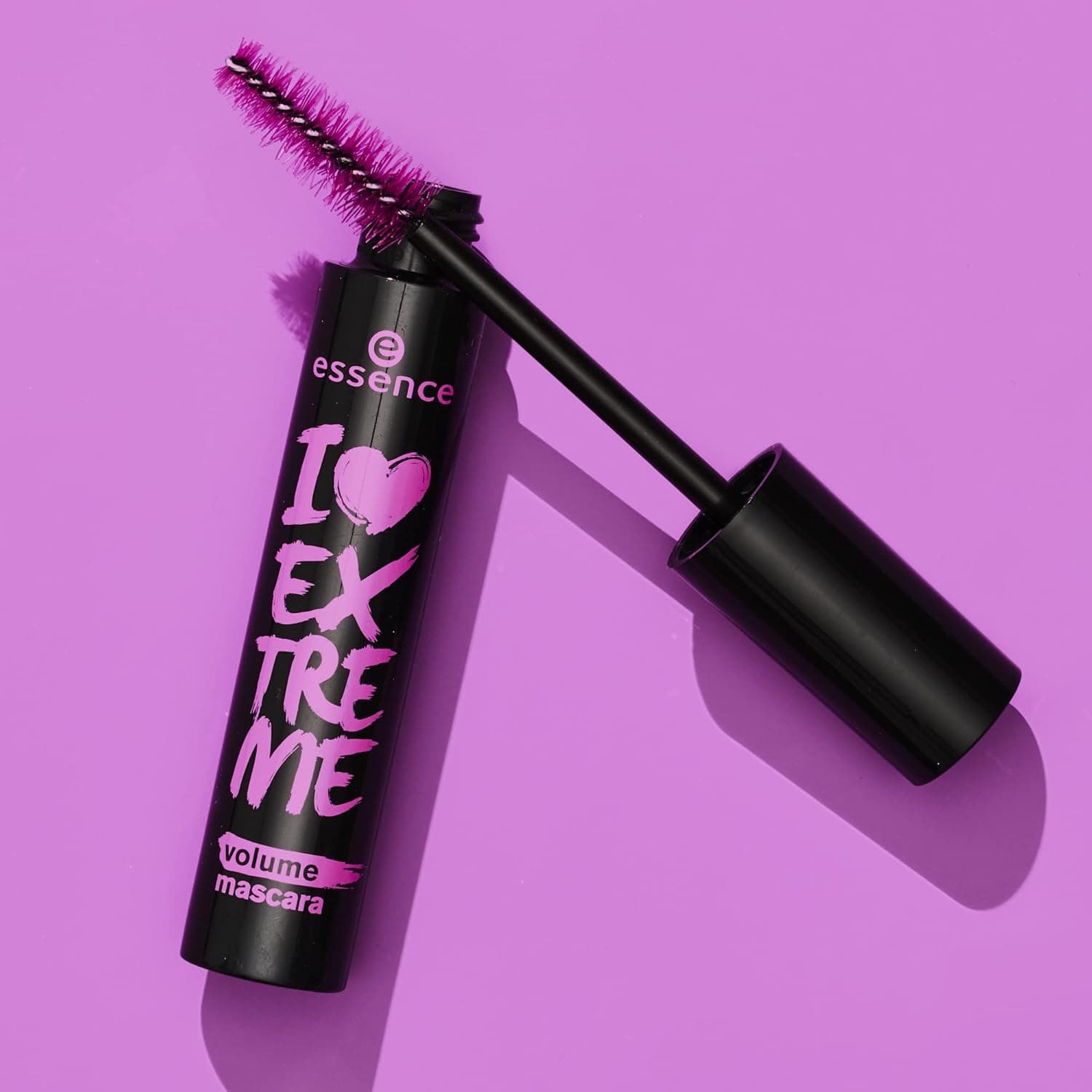 ریمل حجمدهنده Essence I Love Extreme، مشکی، ۱۲ میلیلیتر 196